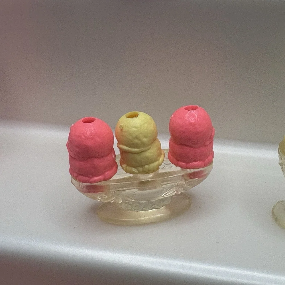 Vintage‎ 1987 Barbie Ice Cream Shop Cones Banana Splits More